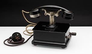 Manual phone, 1910’s